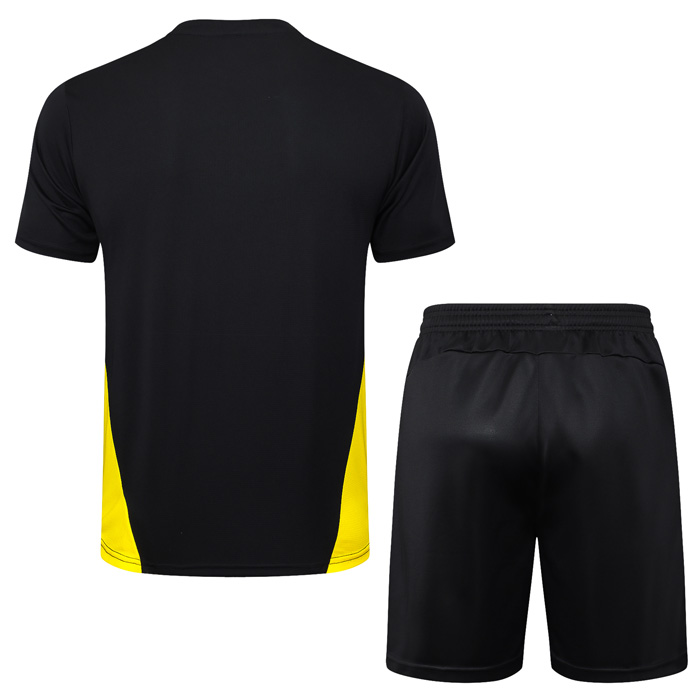 Tuta da Track
 Borussia Dortmund 24-25 Manica Corta
 Nero
 - Pantaloncini
